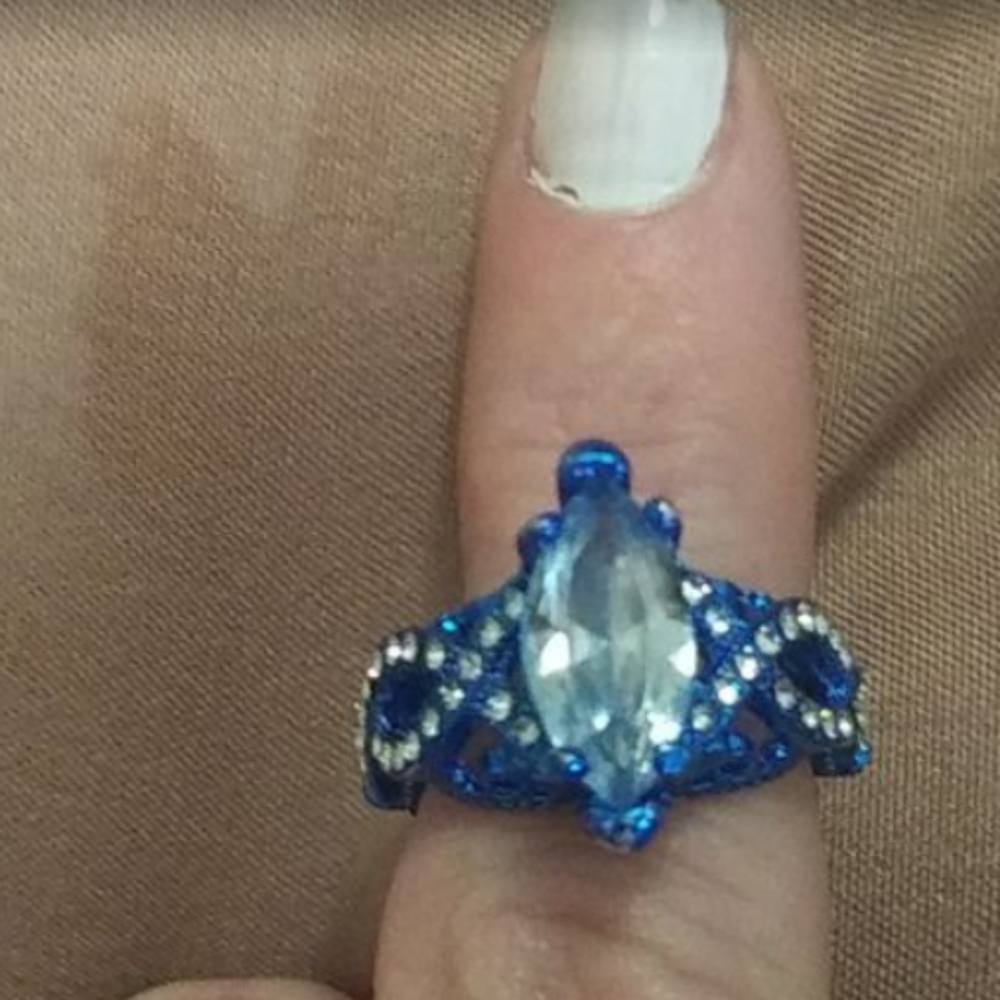 Royal blue diamond ring